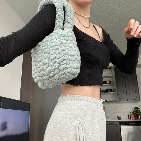fluffy sage green crocheted mini bag - Picture 4 of 4